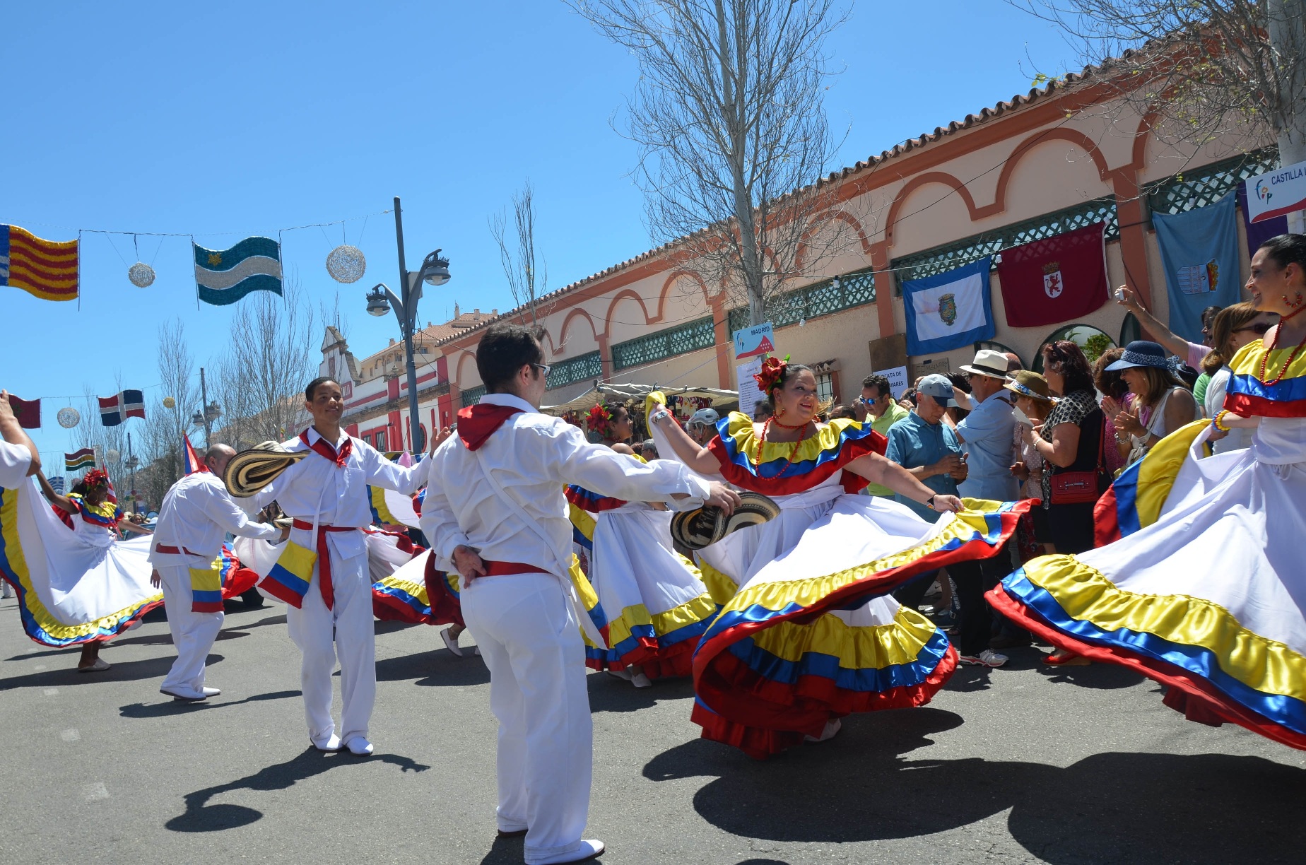 Feria de los Pueblos - diversión internacional en Fuengirola
