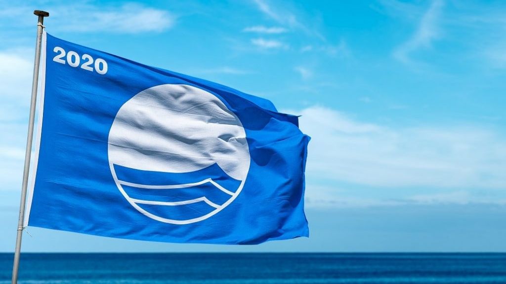 Record of number of Málaga beaches awarded blue flag this year
